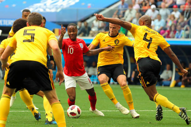 他的经纪人 他的经纪人